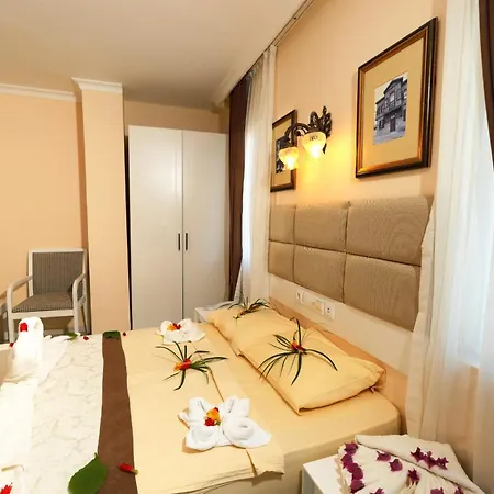 Otel Miramor & 5*