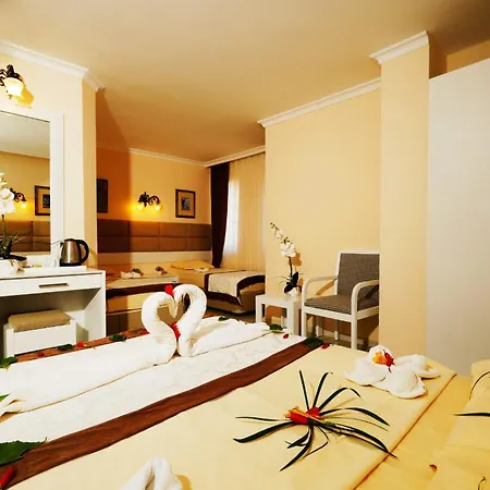 Miramor & Hotel 5*